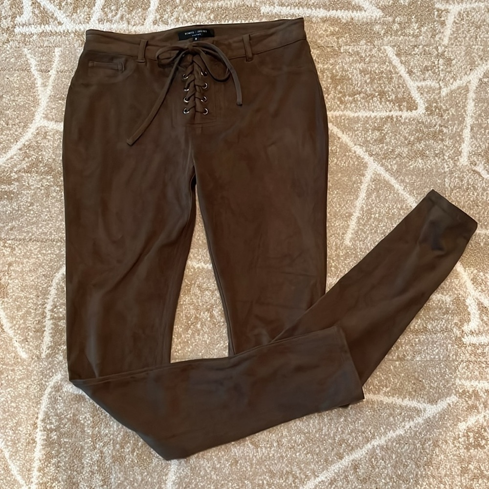 Romeo +Juliet Couture Faux Suede Legging Lace Up Tie Front Pant Size M